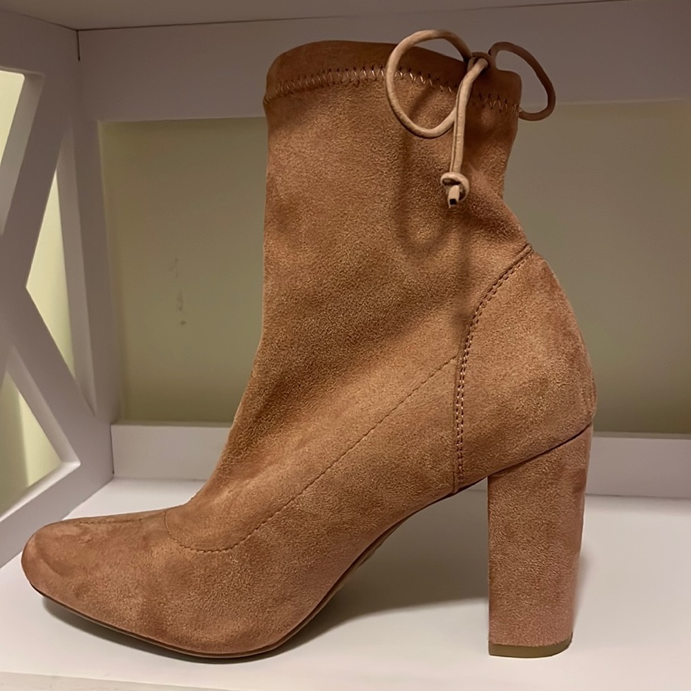 She&In Shoes Dusty Pink Faux Suede Boots with Chunky Heel